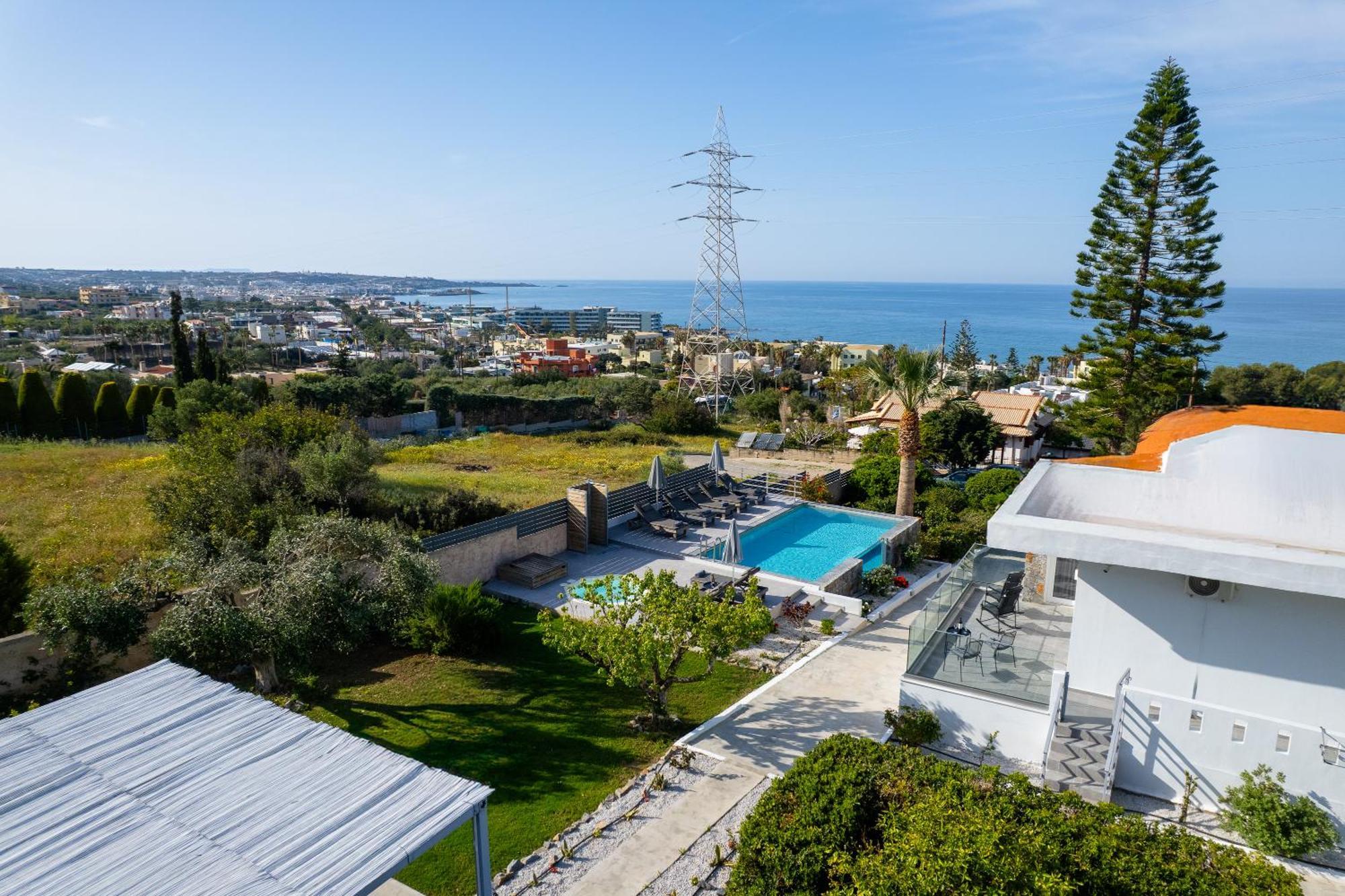 Queen'S Gem Luxury Villa - Heated Jacuzzi & Pool Hersonissos  Eksteriør billede