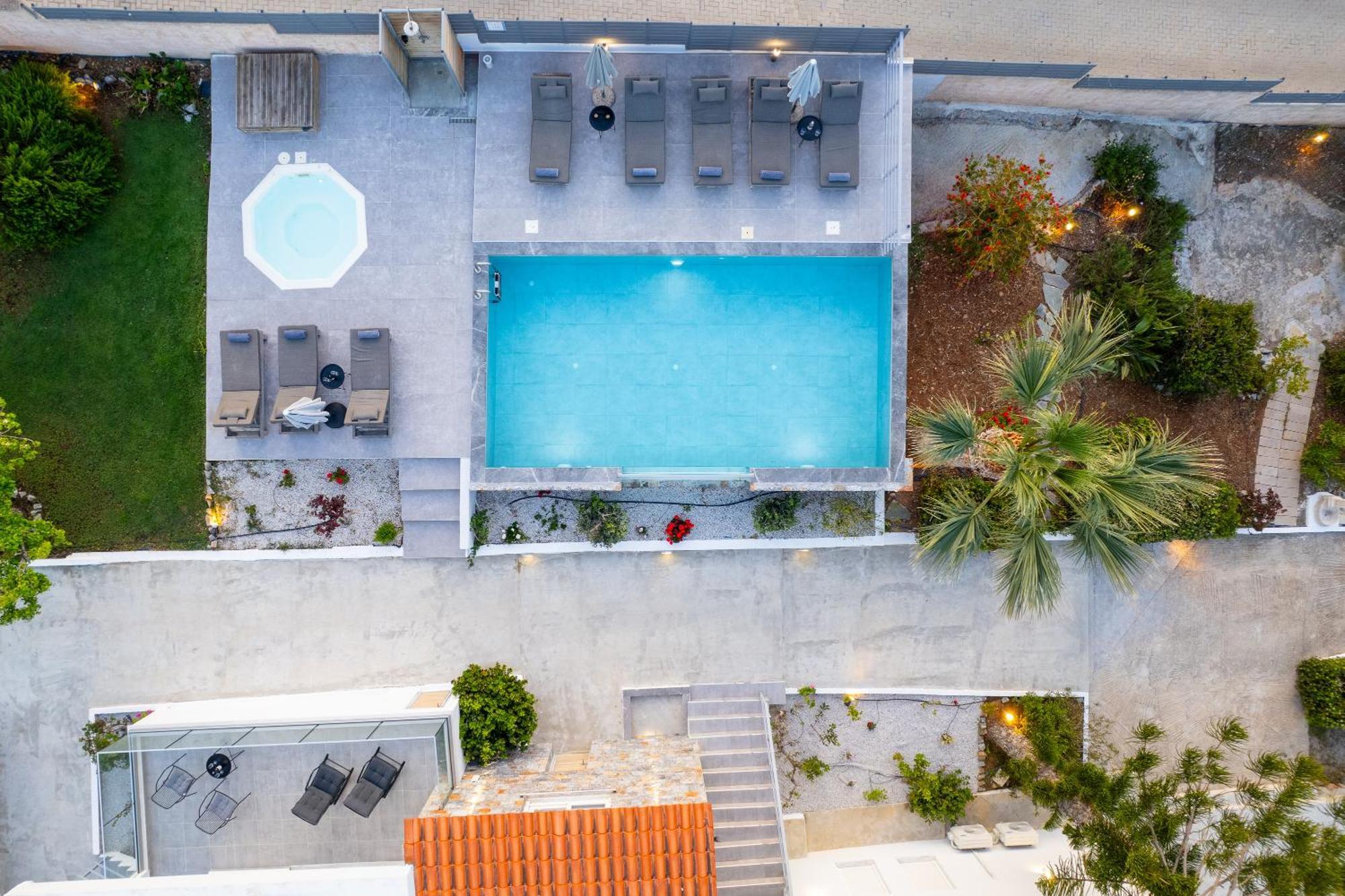Queen'S Gem Luxury Villa - Heated Jacuzzi & Pool Hersonissos  Eksteriør billede